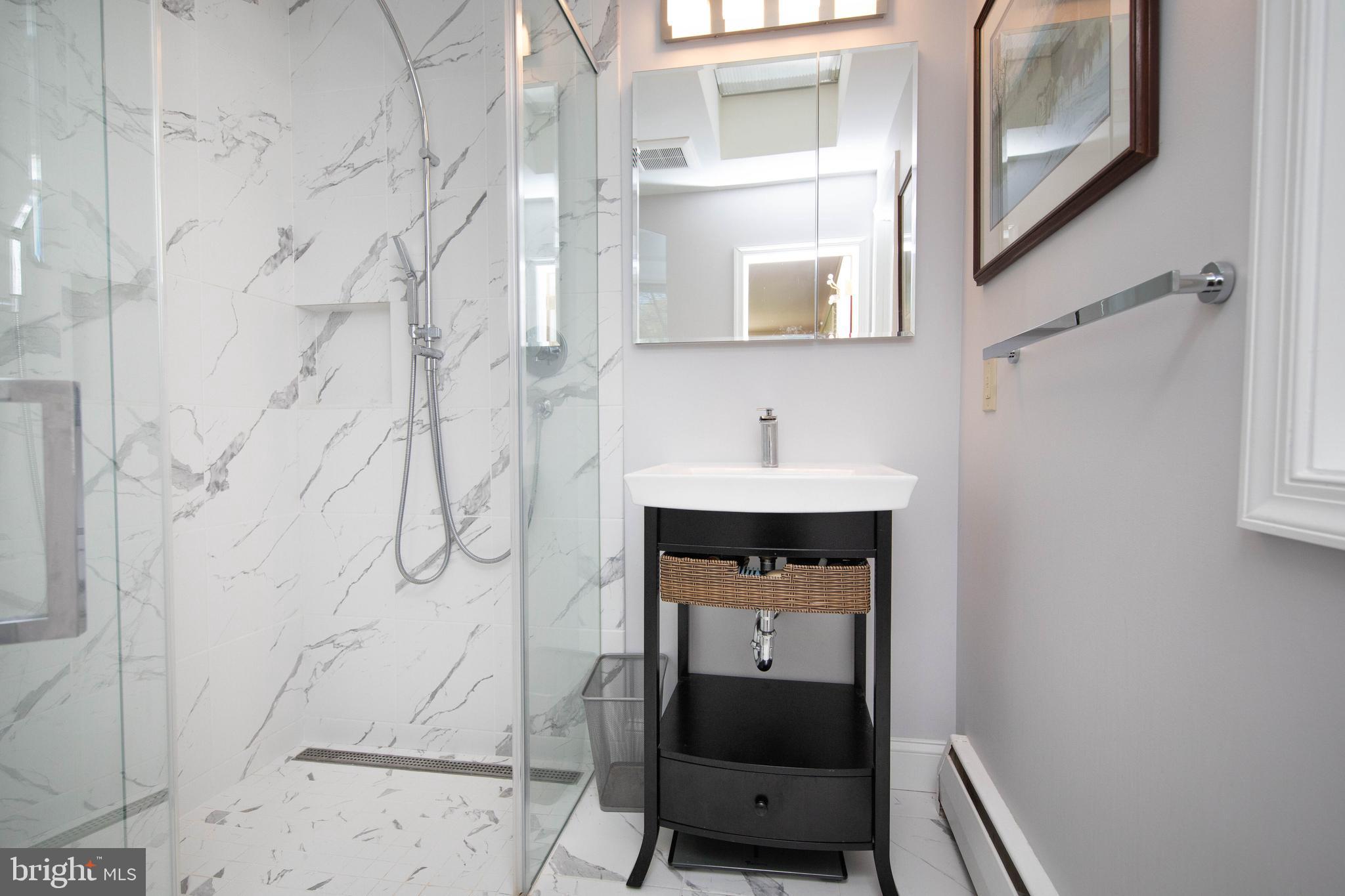 1815 Cathedral Road Huntingdon Valley, PA 19006 - Photo 23 of 36 Primary Bathroom