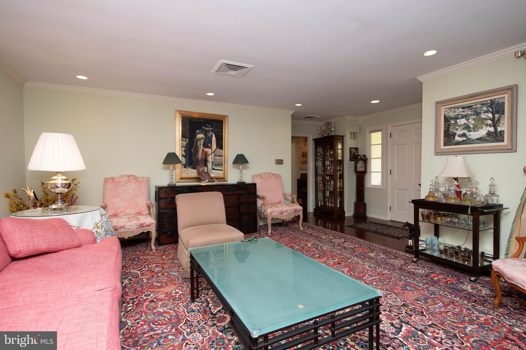 1815 Cathedral Road Huntingdon Valley, PA 19006 - Photo 5 of 36 Living Room