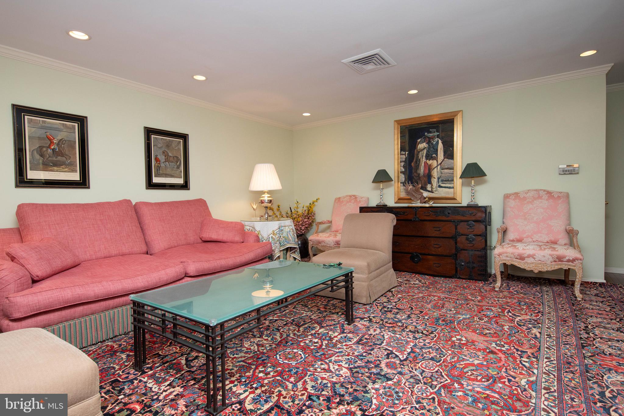 1815 Cathedral Road Huntingdon Valley, PA 19006 - Photo 6 of 36 Living Room