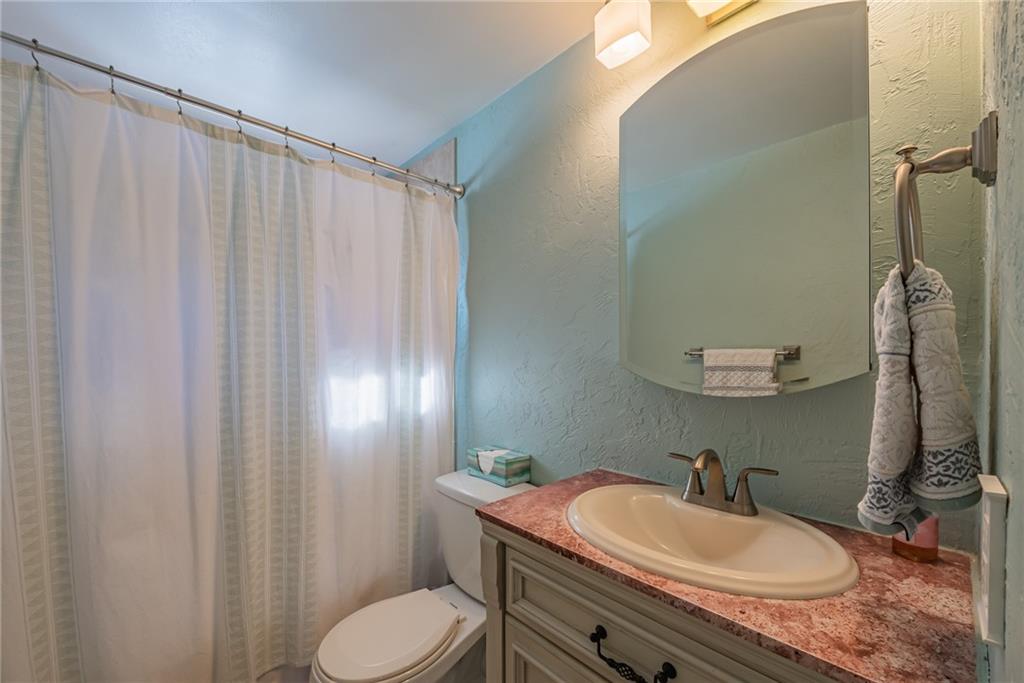 11714 McKee Road Irwin, PA 15642 - Photo 9 of 14 Gallery Image 9