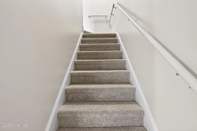 $185,000 | 415 Sullivan Loop Road, Midway Park, NC 28544