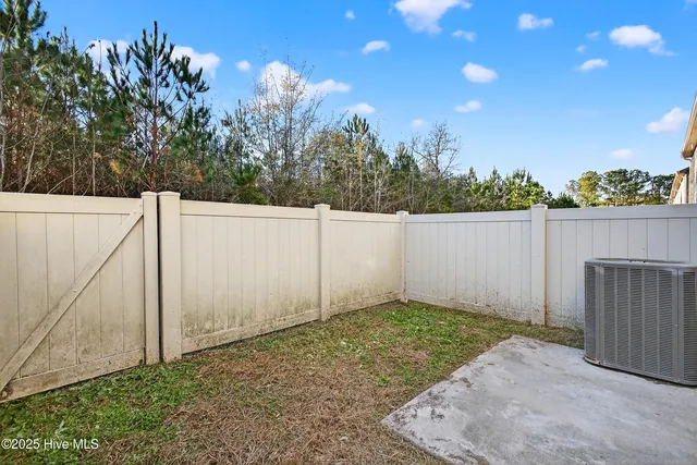 $185,000 | 415 Sullivan Loop Road, Midway Park, NC 28544