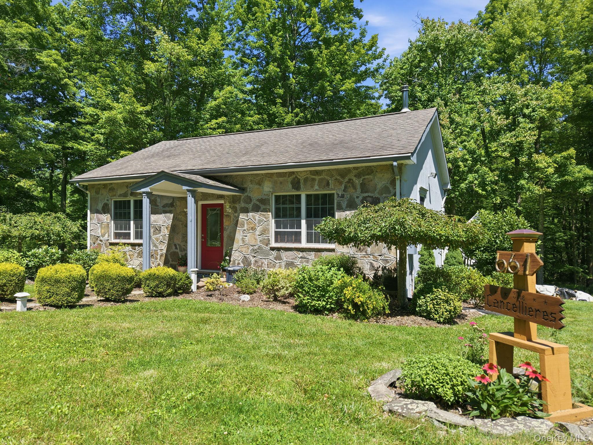 661 Oak Ridge Road Ellenville, NY 12428 - Photo 2 of 34 Gallery Image 2