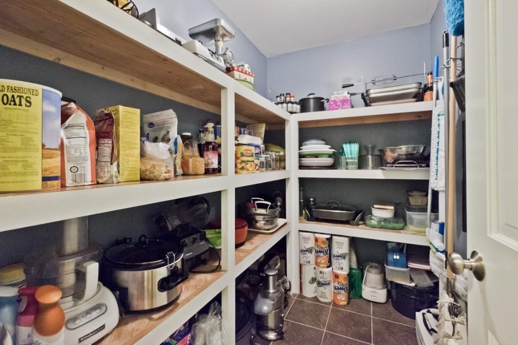 176 Hight Road Biddeford, ME 04005 - Photo 6 of 35 Large walk in pantry just off the...