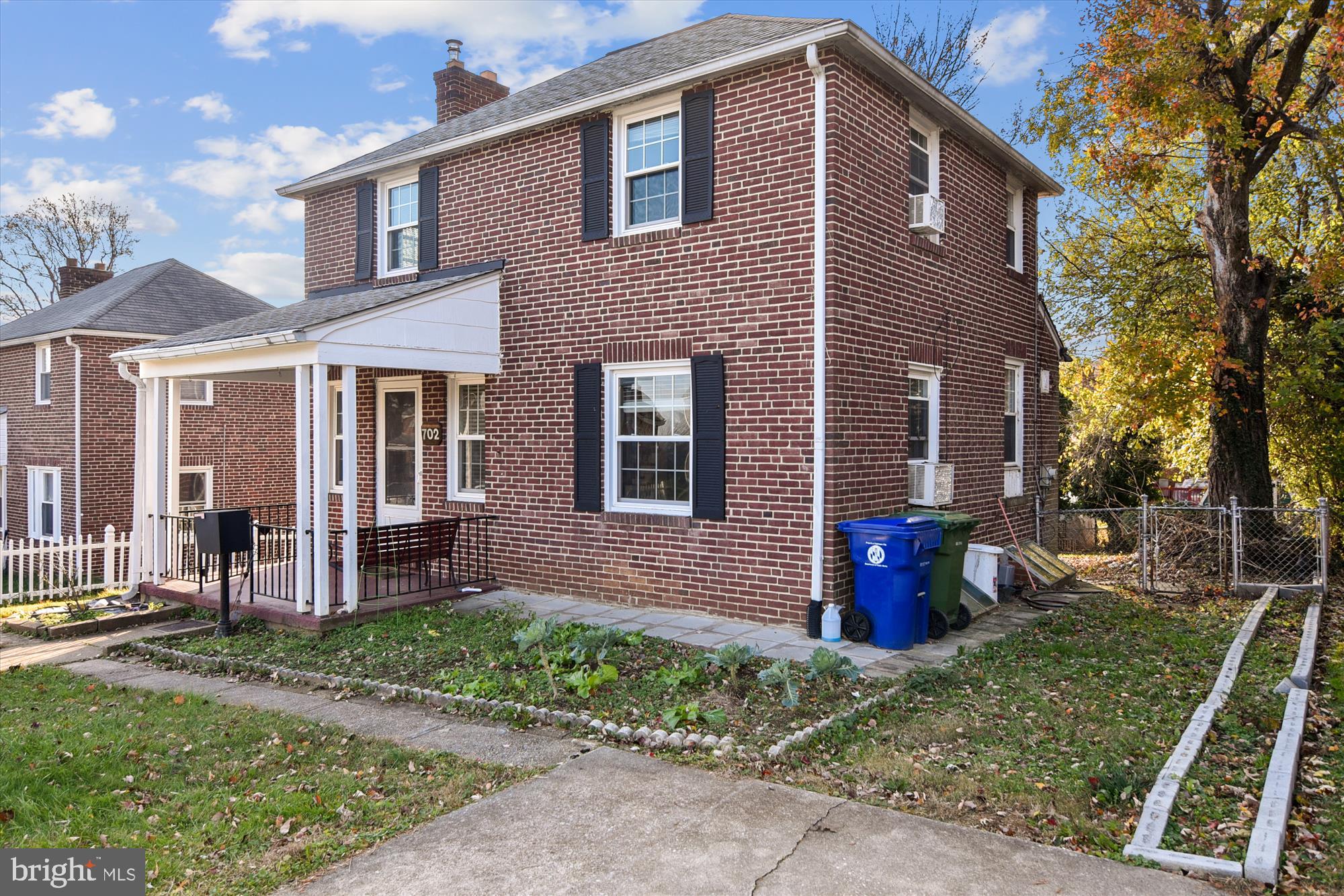 702 Dorchester Road Baltimore, MD 21229 - Photo 1 of 17 Front Elevation