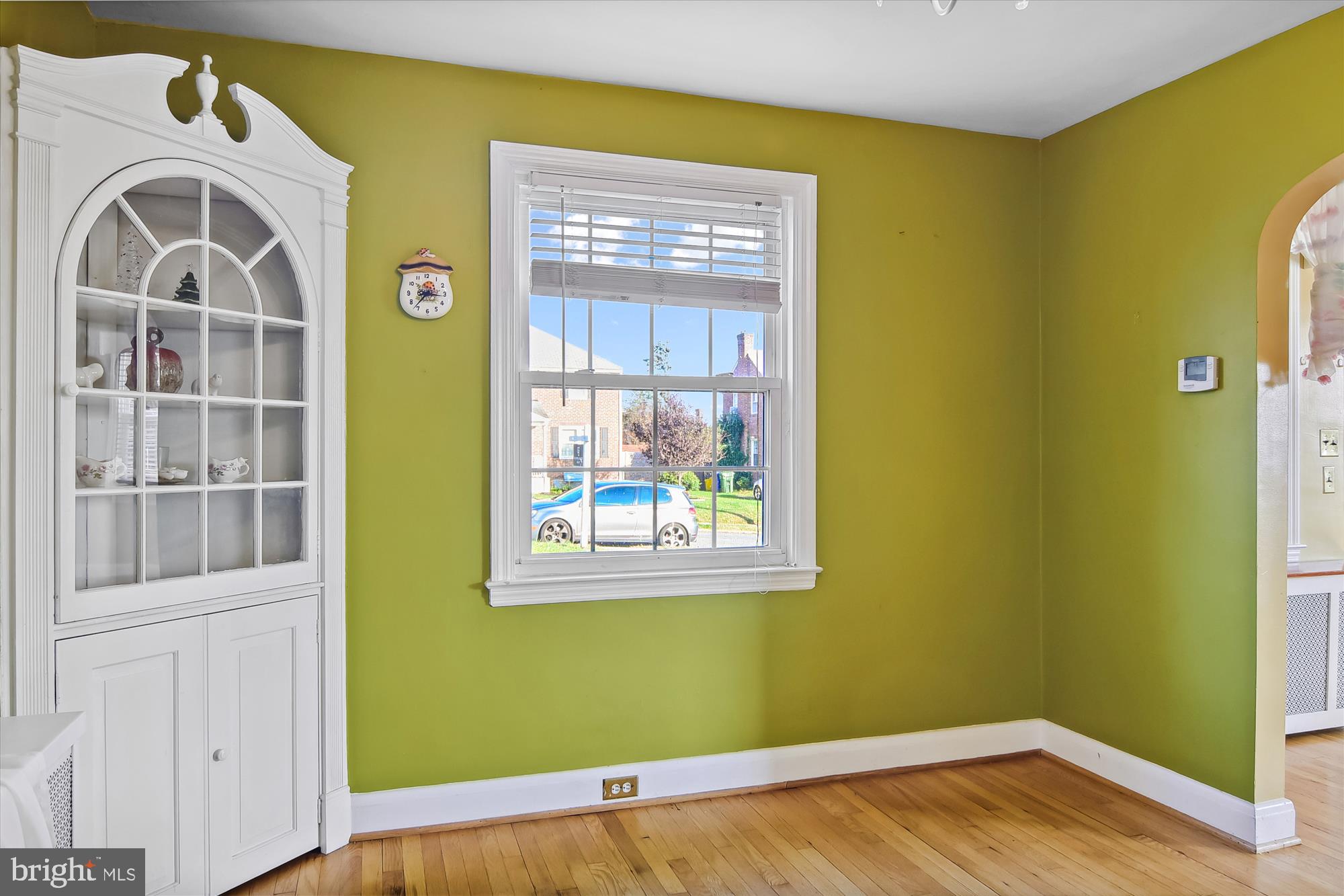 702 Dorchester Road Baltimore, MD 21229 - Photo 8 of 17 Dining Room