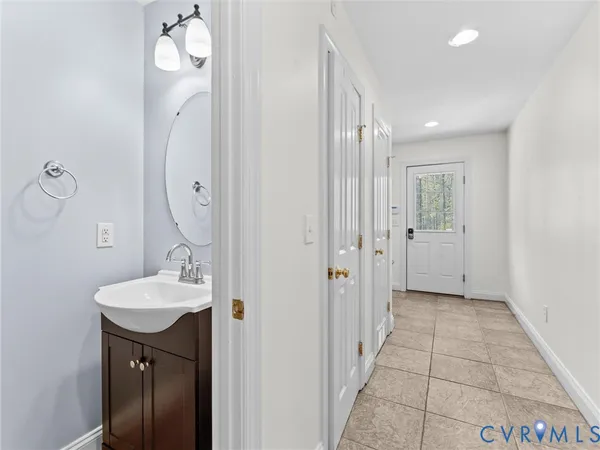 $699,950 | 110 Oak Knoll Place, Bumpass, VA 23024