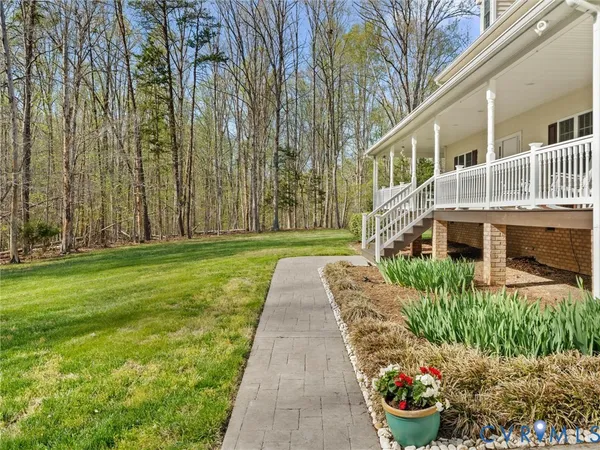 $699,950 | 110 Oak Knoll Place, Bumpass, VA 23024