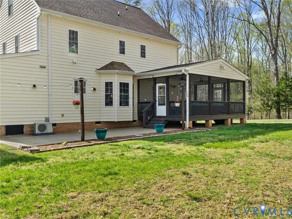 $699,950 | 110 Oak Knoll Place, Bumpass, VA 23024