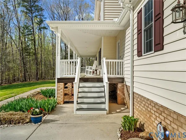 $699,950 | 110 Oak Knoll Place, Bumpass, VA 23024