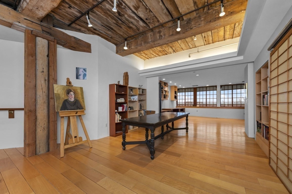 120 Fulton Street, Unit 5 C&D Boston, MA 02109 - Photo 19 of 34