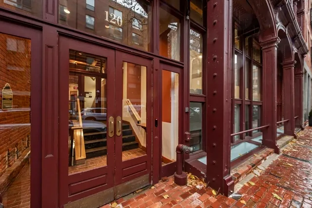 $1,850,000 | 120 Fulton Street, Unit 5 C&D, Boston, MA 02109