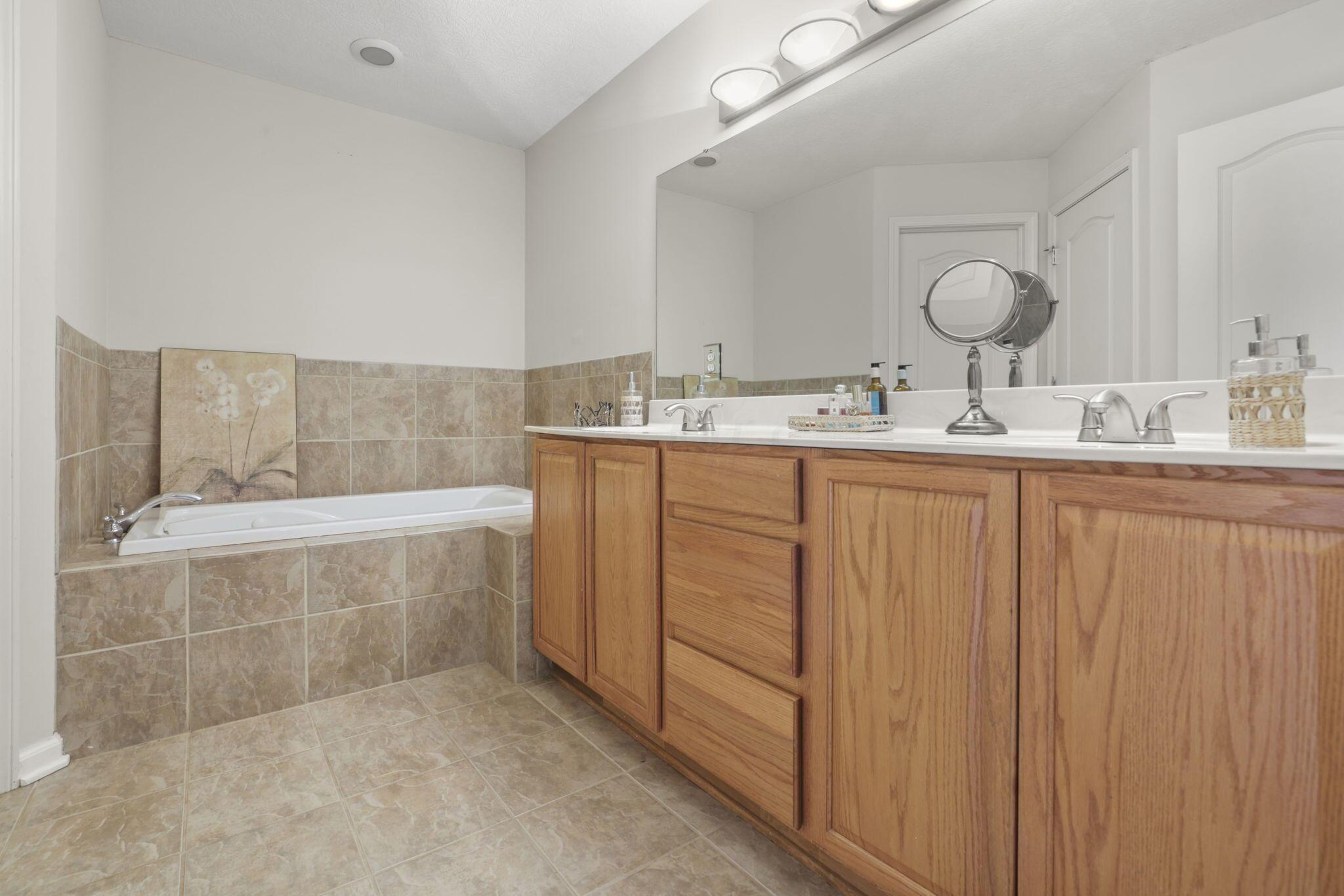 3836 Worthington Road Galena, OH 43021 - Photo 23 of 38 60-web-or-mls-IMG_3536