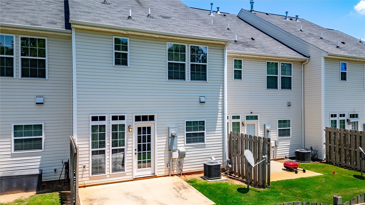 108 Awendaw Way Greenville, SC 29607 - Photo 28 of 29