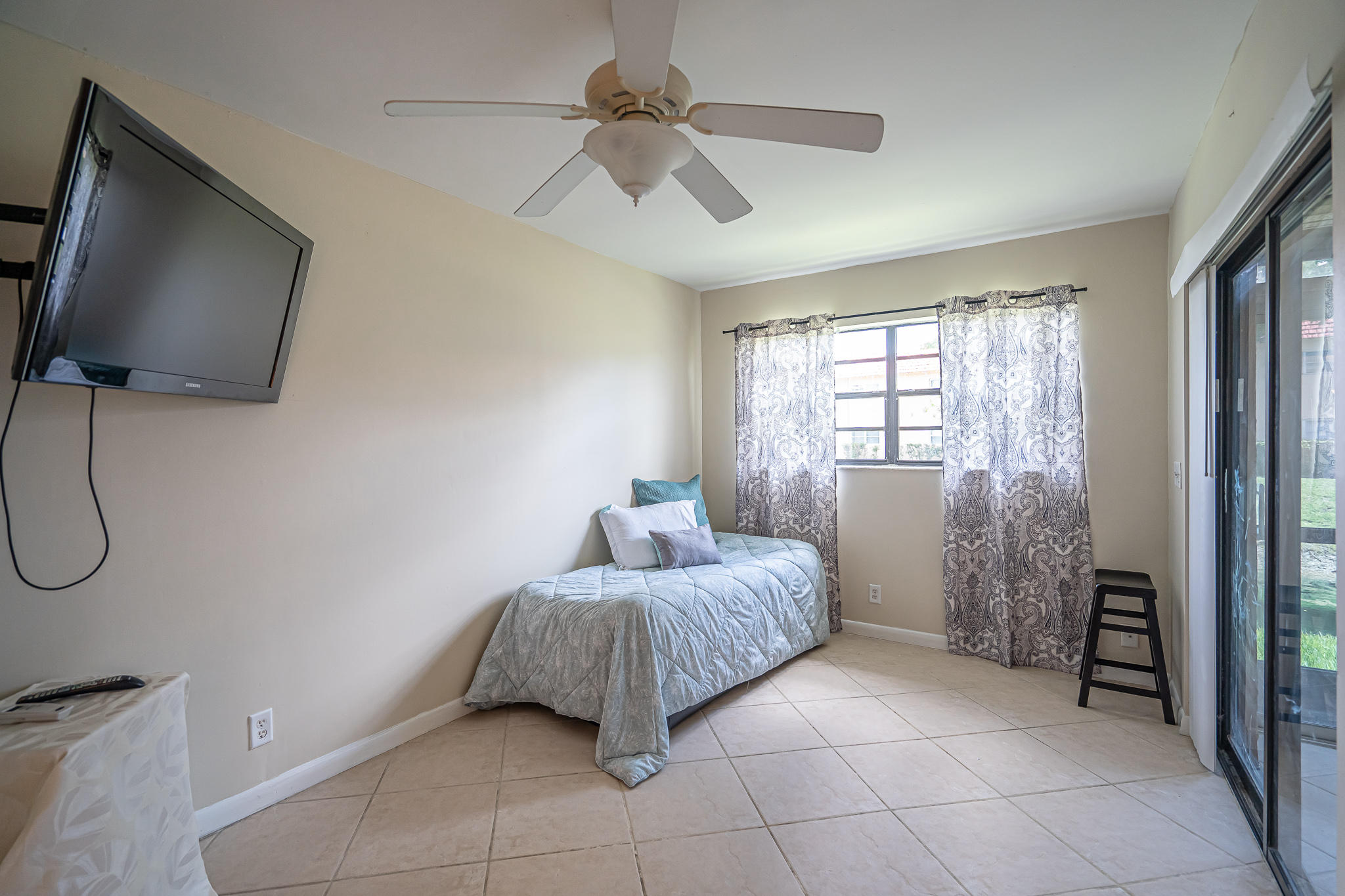 22394 Benidorm Drive Boca Raton, FL 33428 - Photo 25 of 29 Den/Office