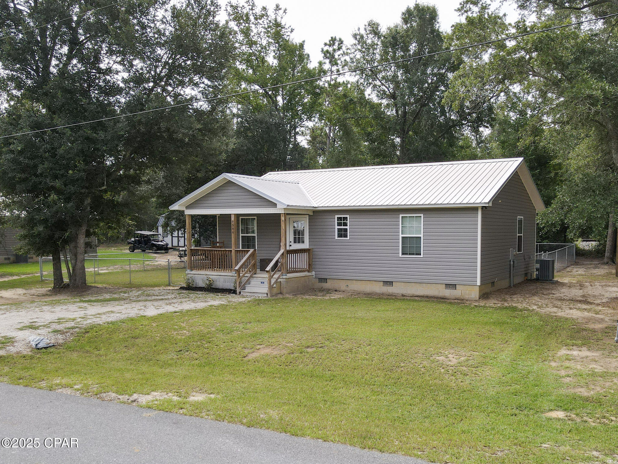 6586 Grande Oak Loop Grand Ridge, FL 32442 - Photo 28 of 33 Gallery Image 28