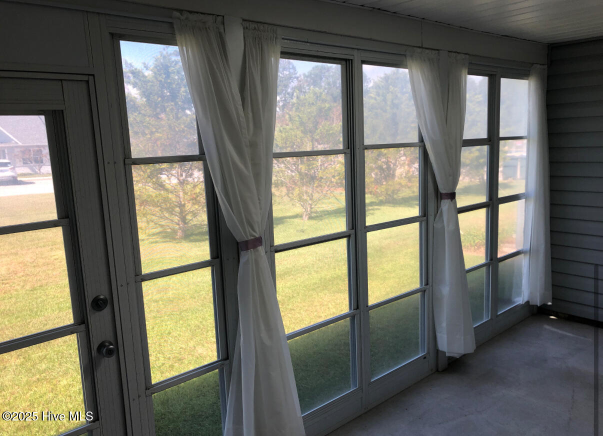 303 Barbour Road, Unit 303 Morehead City, NC 28557 - Photo 32 of 43 303 Courtyard Porch
