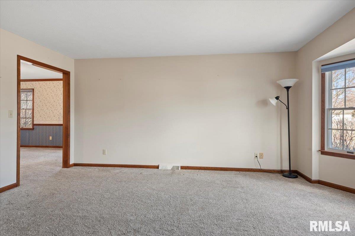 1812 Post Oak Court Springfield, IL 62704 - Photo 16 of 53