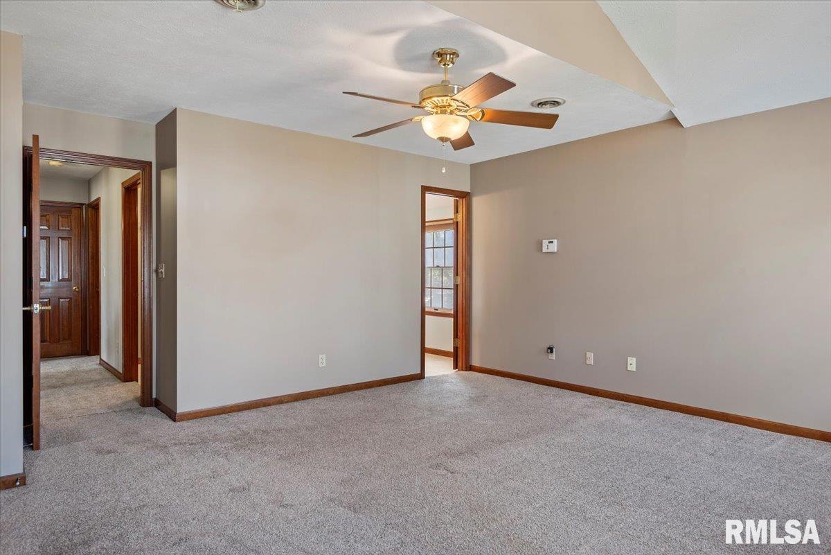 1812 Post Oak Court Springfield, IL 62704 - Photo 23 of 53