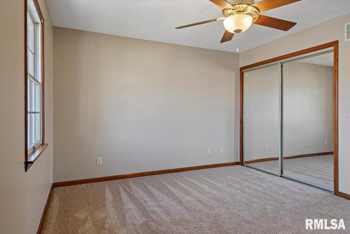 1812 Post Oak Court Springfield, IL 62704 - Photo 29 of 53