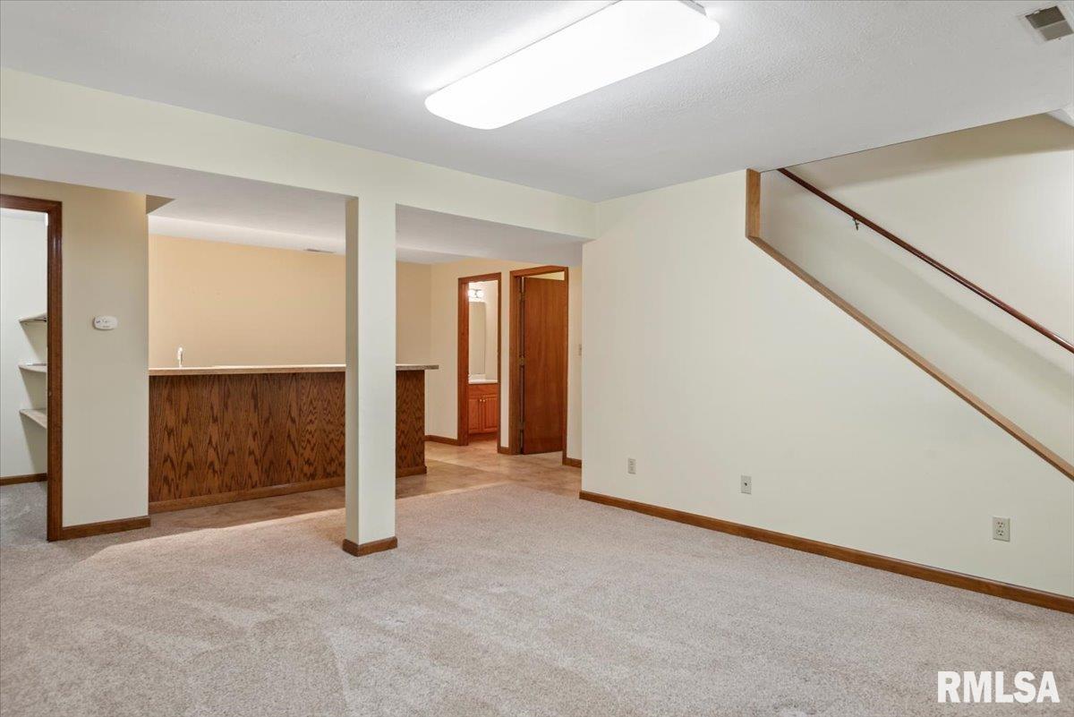 1812 Post Oak Court Springfield, IL 62704 - Photo 34 of 53