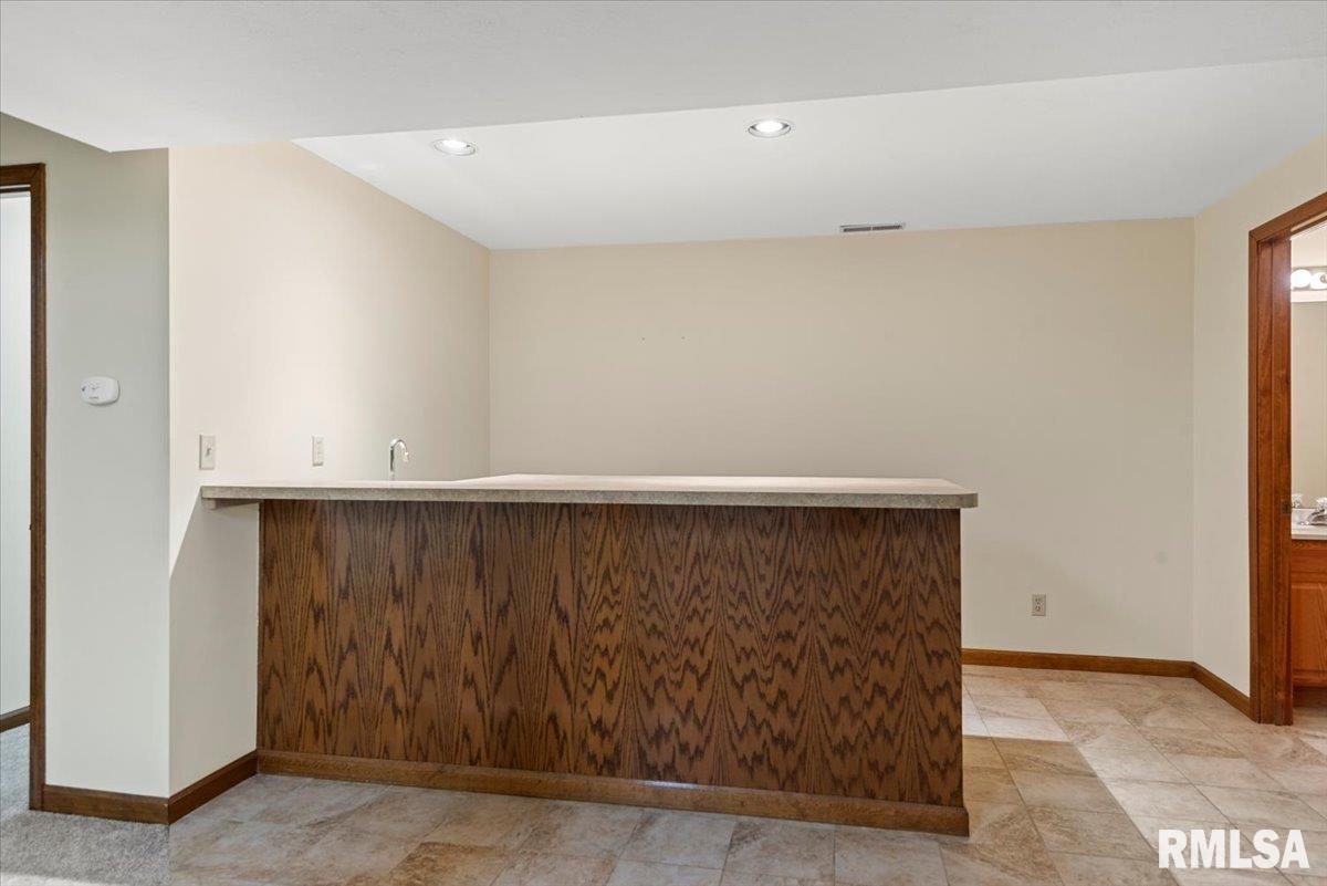 1812 Post Oak Court Springfield, IL 62704 - Photo 36 of 53