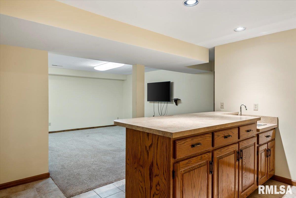 1812 Post Oak Court Springfield, IL 62704 - Photo 38 of 53