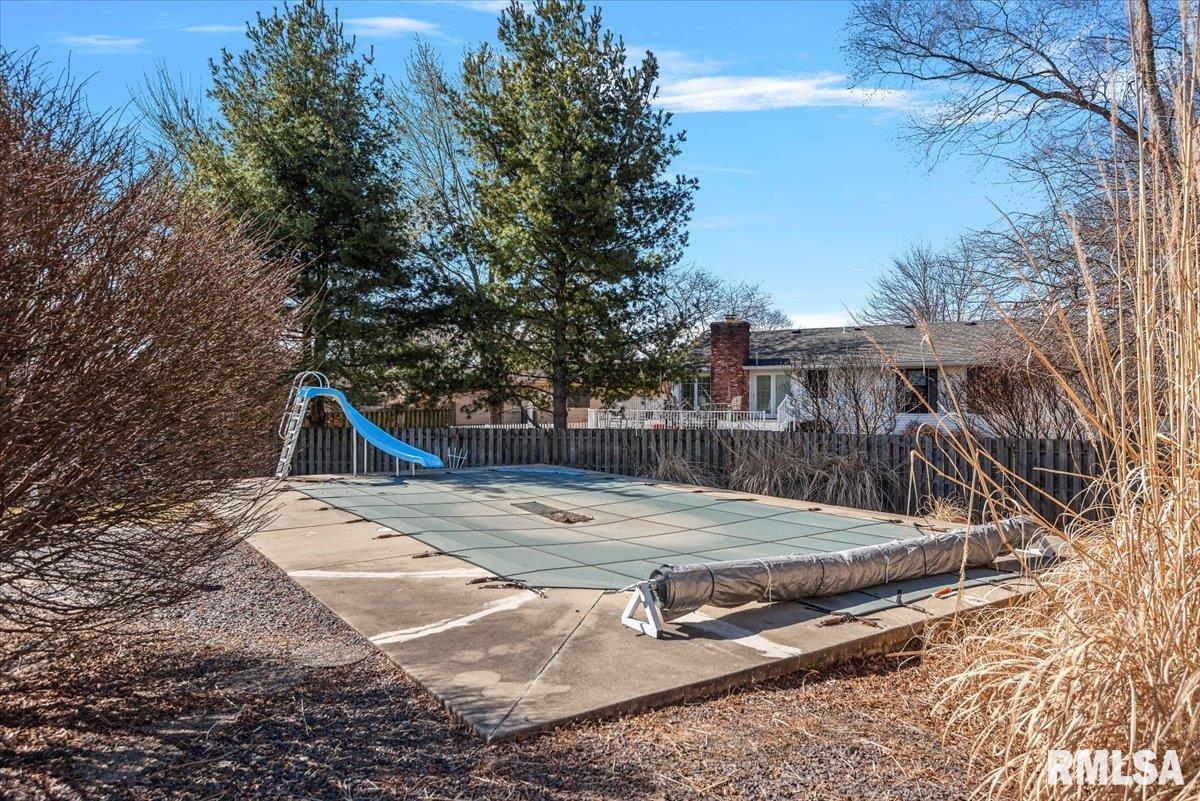 1812 Post Oak Court Springfield, IL 62704 - Photo 46 of 53