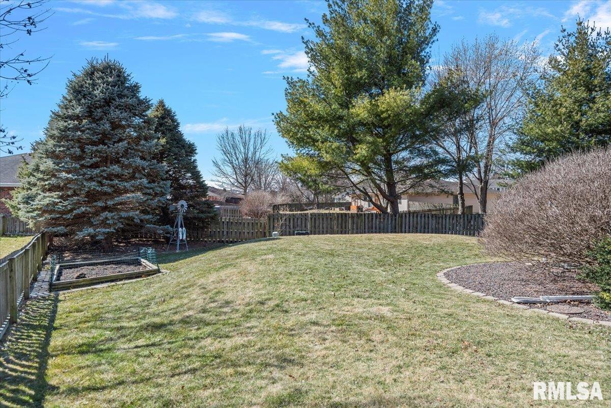 1812 Post Oak Court Springfield, IL 62704 - Photo 51 of 53