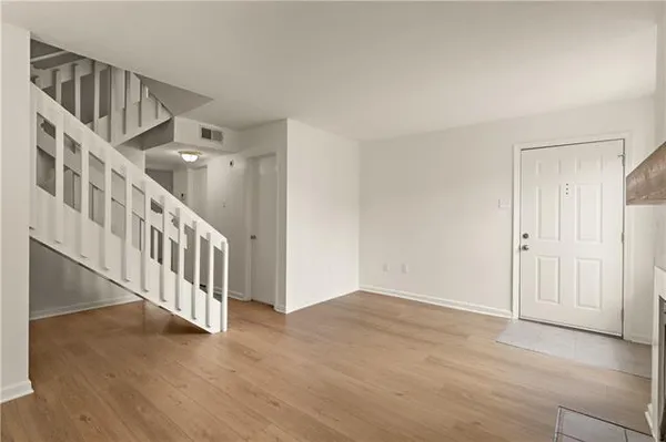 $149,500 | 537 Cedarwood Drive, Unit 537, Mandeville, LA 70471