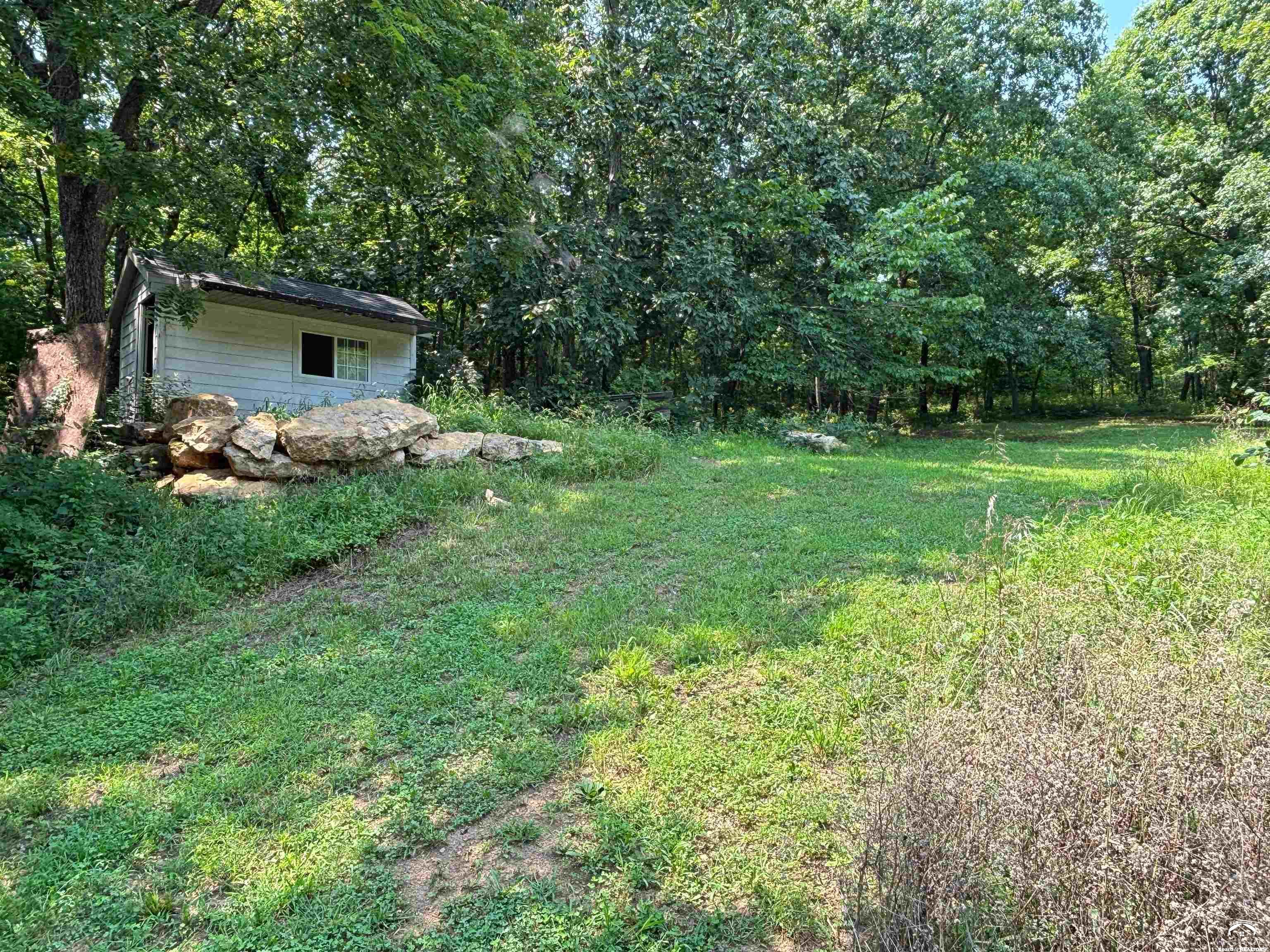 627 East 1450th Road Lawrence, KS 66046 - Photo 27 of 38 Gallery Image 27