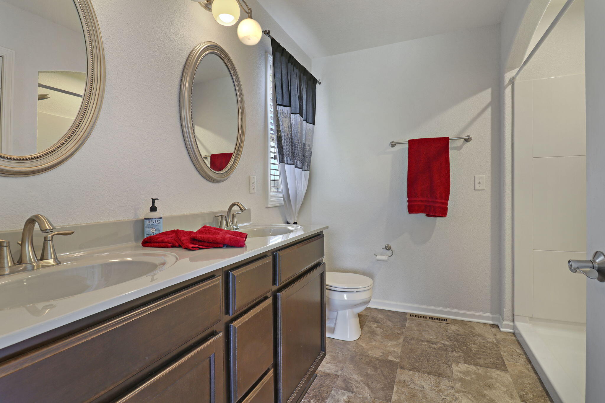 1116 Springbrook Drive Burlington, WI 53105 - Photo 14 of 26 14-web-or-mls-1116 SpringBrook Dr, Burli