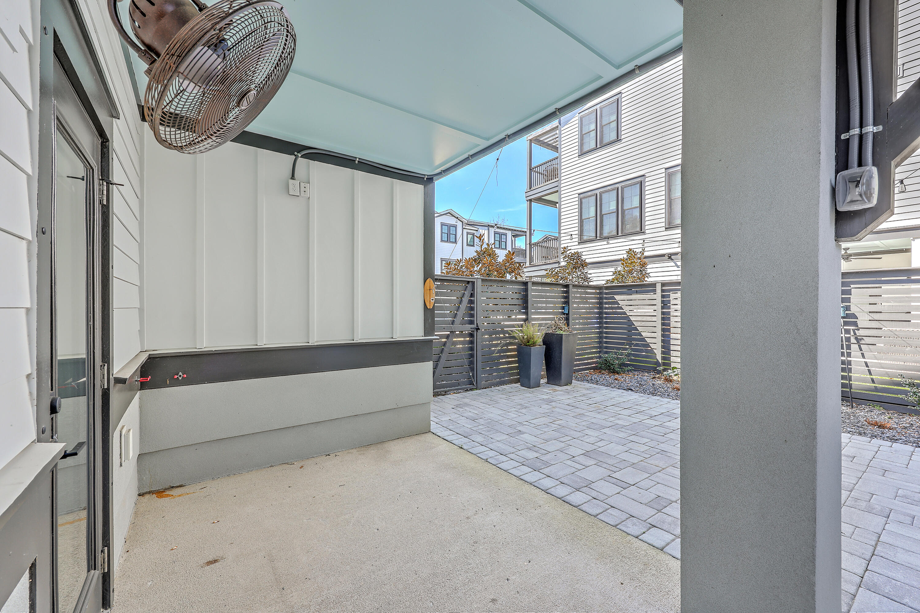 1216 Gatch Court Mount Pleasant, SC 29464 - Photo 35 of 37 ZYN_6932_3_4_5_6_7_8