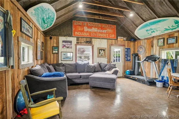 $549,900 | 8298 West Chicken Run Road, Madison, IN 47250