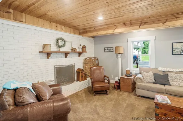 $549,900 | 8298 West Chicken Run Road, Madison, IN 47250