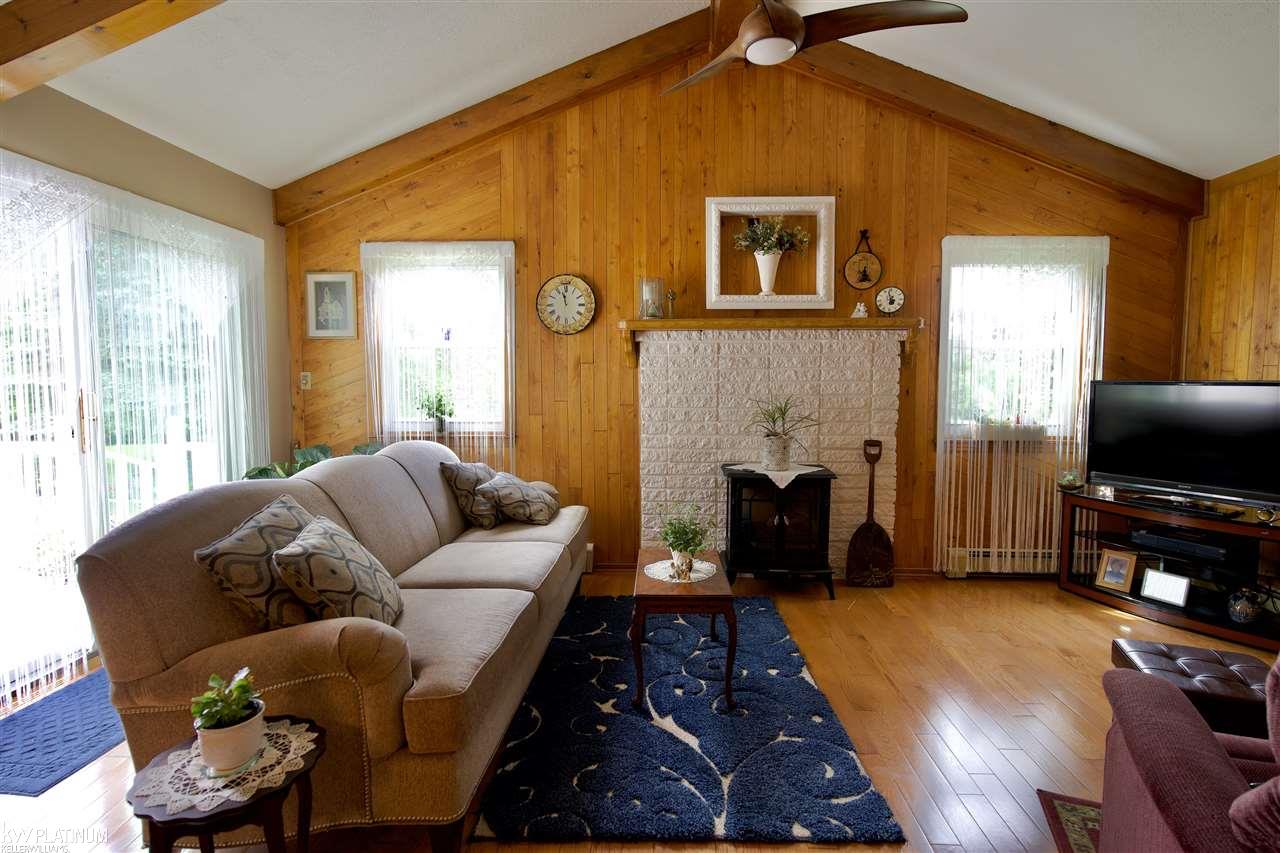 4031 Burtch Road Fort Gratiot, MI 48059 - Photo 11 of 52 50046966-10.JPG