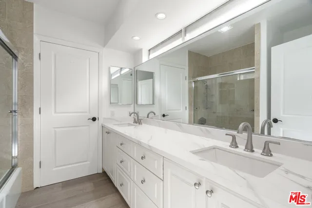 $15,500 | 3217 Hutton Drive, Beverly Hills, CA 90210