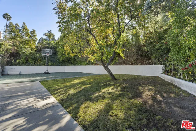 $15,500 | 3217 Hutton Drive, Beverly Hills, CA 90210