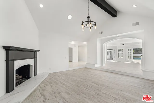 $15,500 | 3217 Hutton Drive, Beverly Hills, CA 90210