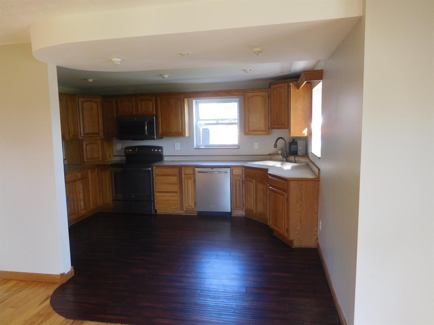 5509 Sandbeach Road Grass Lake, MI 49240 - Photo 3 of 9 Photo 3