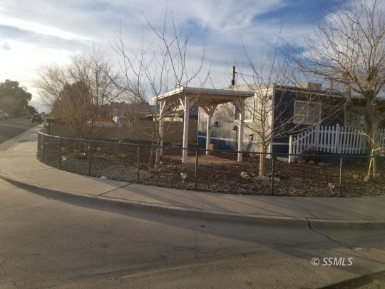 300 West Moyer Avenue Ridgecrest, CA 93555 - Photo 4 of 18 Gallery Image 4