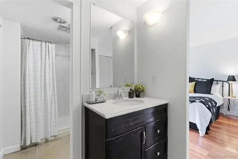 $500,000 | 2 Adams Street, Unit 105, Denver, CO 80206