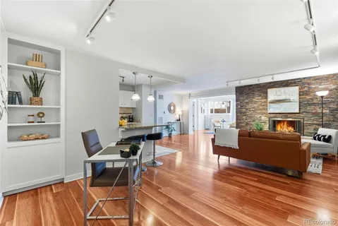 $500,000 | 2 Adams Street, Unit 105, Denver, CO 80206