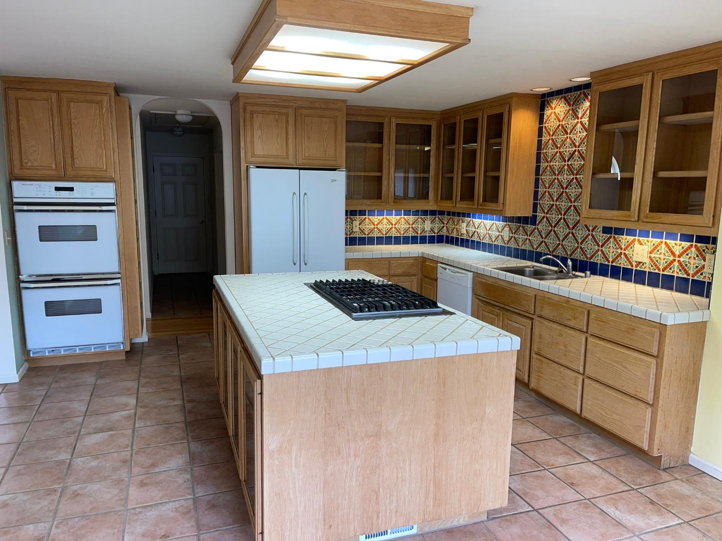 7463 Paradise Road Salinas, CA 93907 - Photo 3 of 33 Gallery Image 3