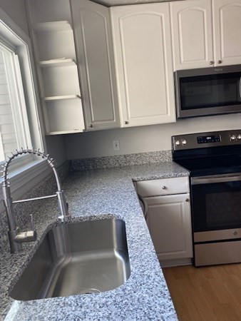 255 North Road, Unit 53 Chelmsford, MA 01824 - Photo 6 of 22 Gallery Image 6