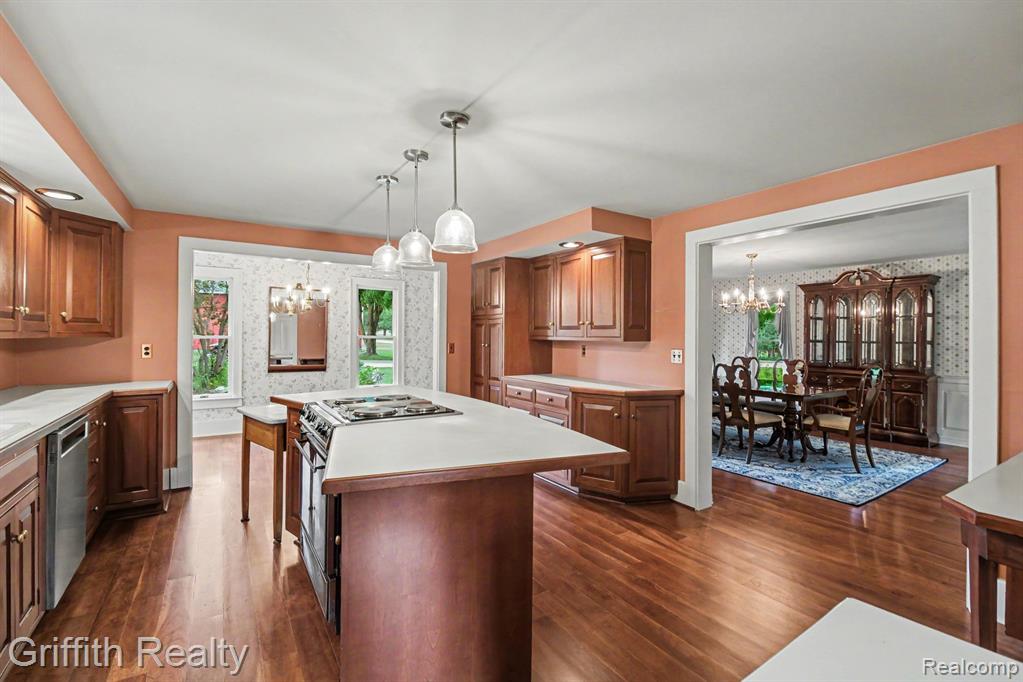 3970 Van Amberg Road Brighton, MI 48114 - Photo 15 of 42