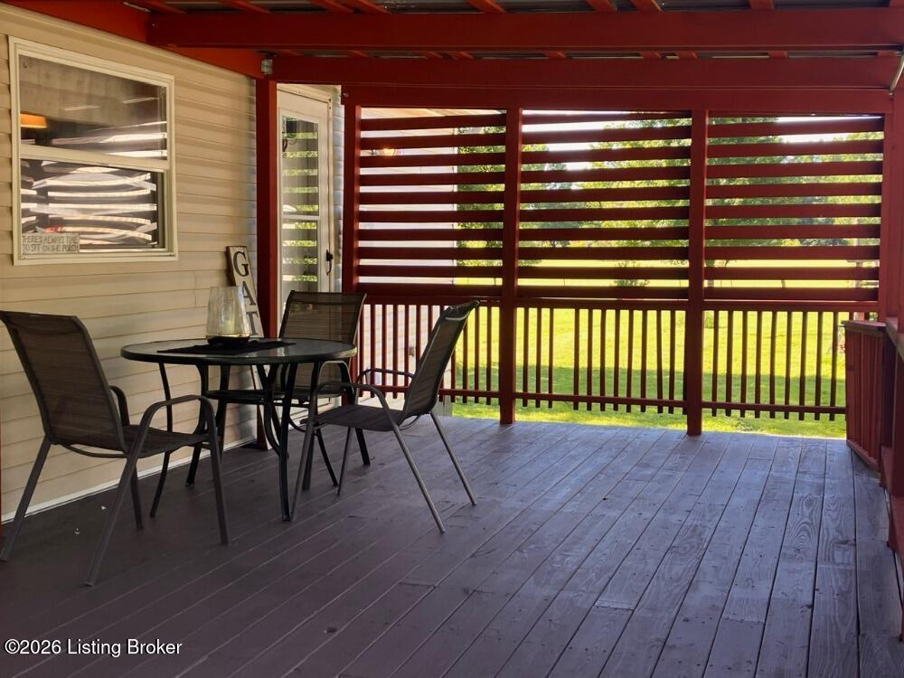 741 Raymond Road Shepherdsville, KY 40165 - Photo 25 of 39 Covered back deck 1