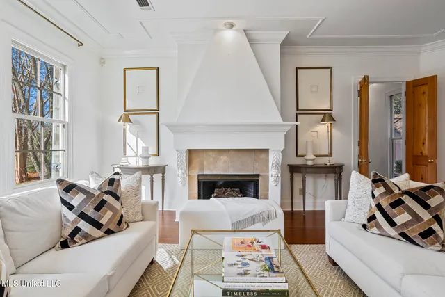 $859,000 | 460 St Andrews Drive, Jackson, MS 39211