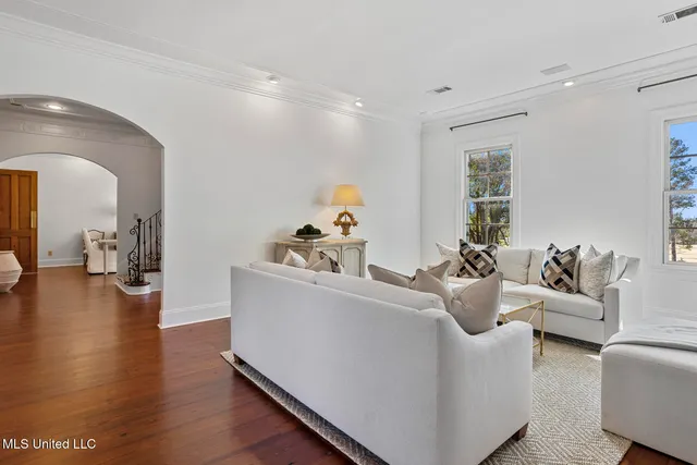 $859,000 | 460 St Andrews Drive, Jackson, MS 39211