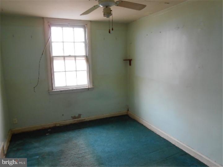 1245 Edgehill Road Darby, PA 19023 - Photo 3 of 13